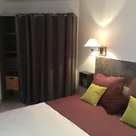 With Terrace & Garden In Juan Les Pins Close Seaside *